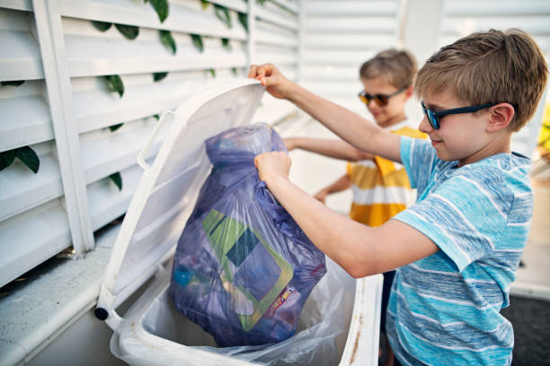 Best Basement Cleanout Services  in Oakdale, MN